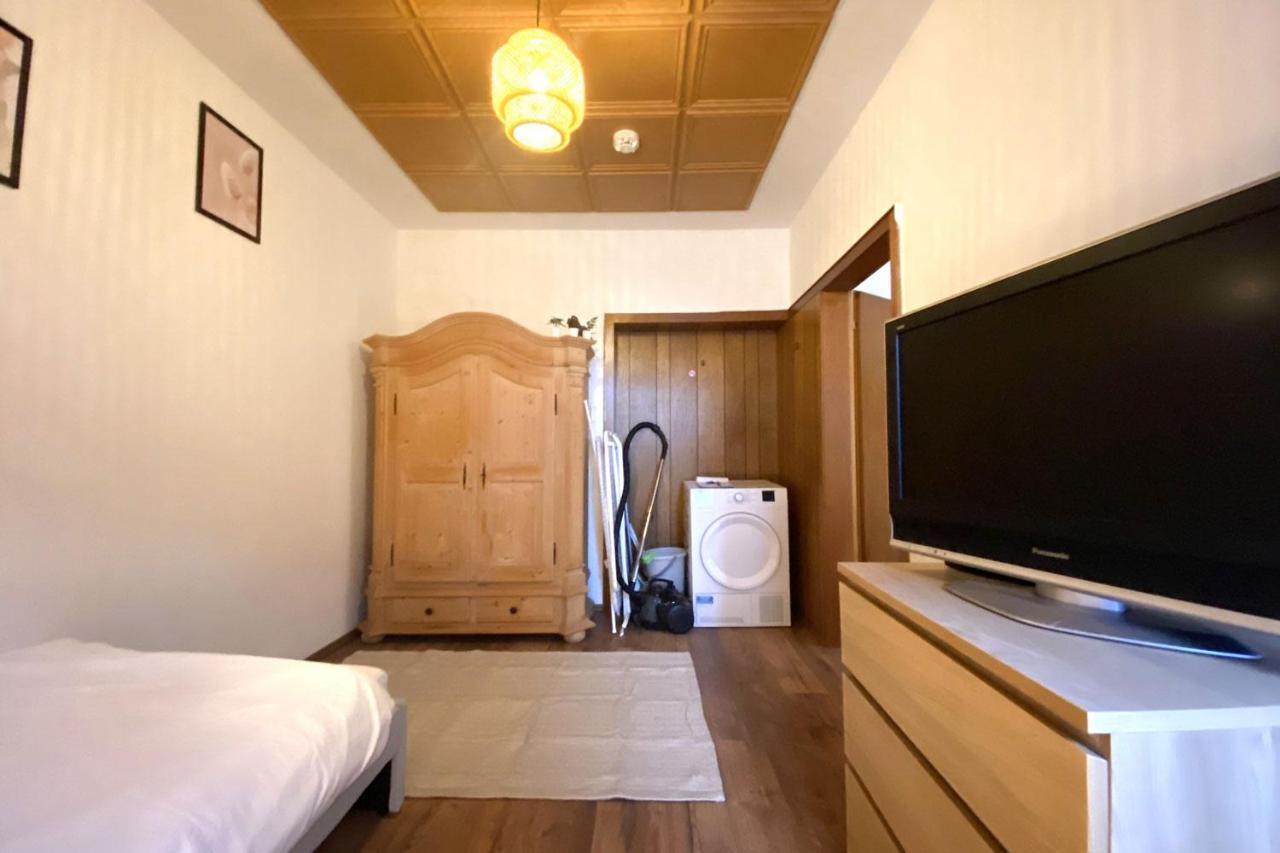 Cozy Apartment In Oberhausen Oberhausen  Esterno foto