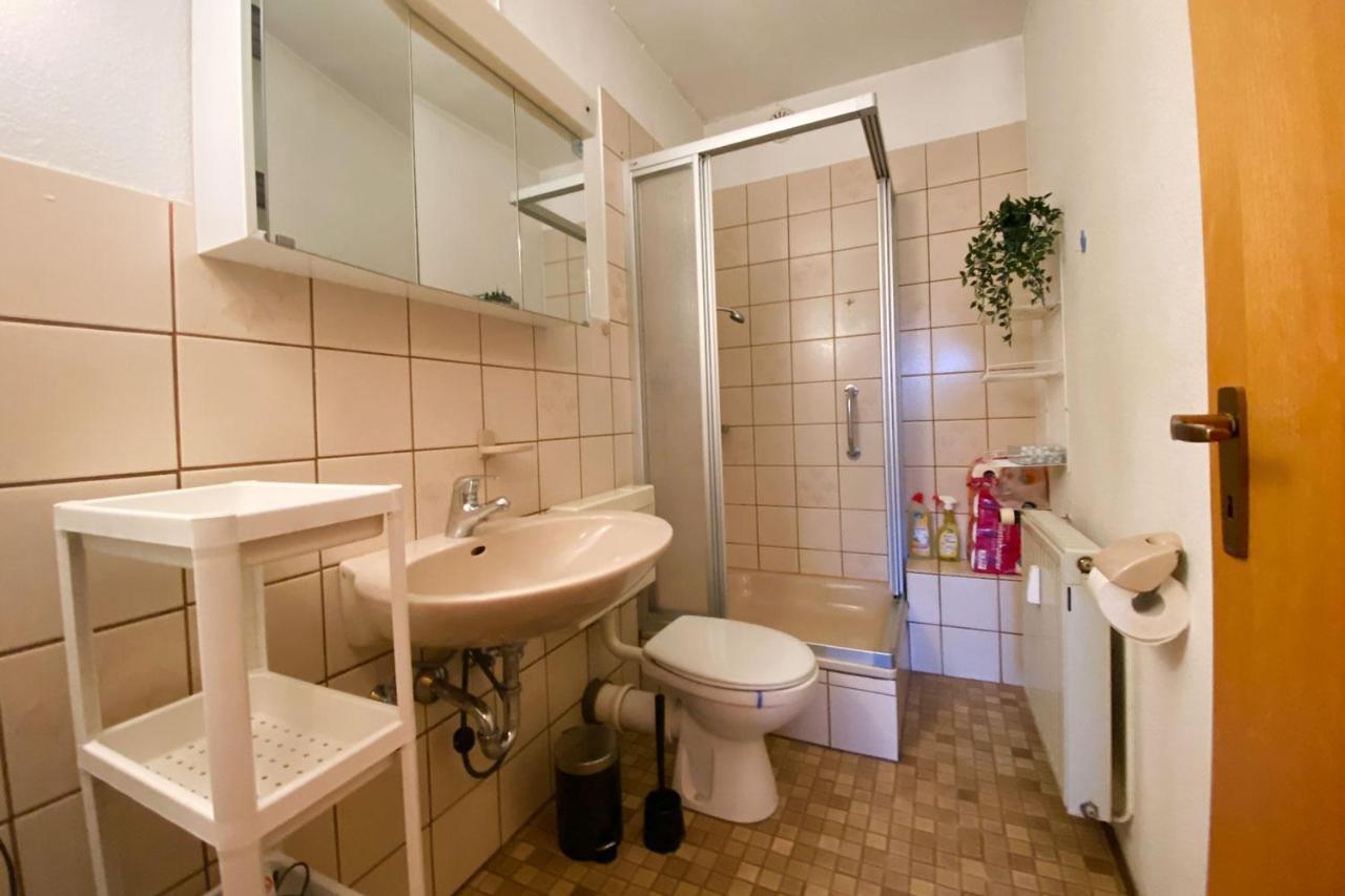 Cozy Apartment In Oberhausen Oberhausen  Esterno foto