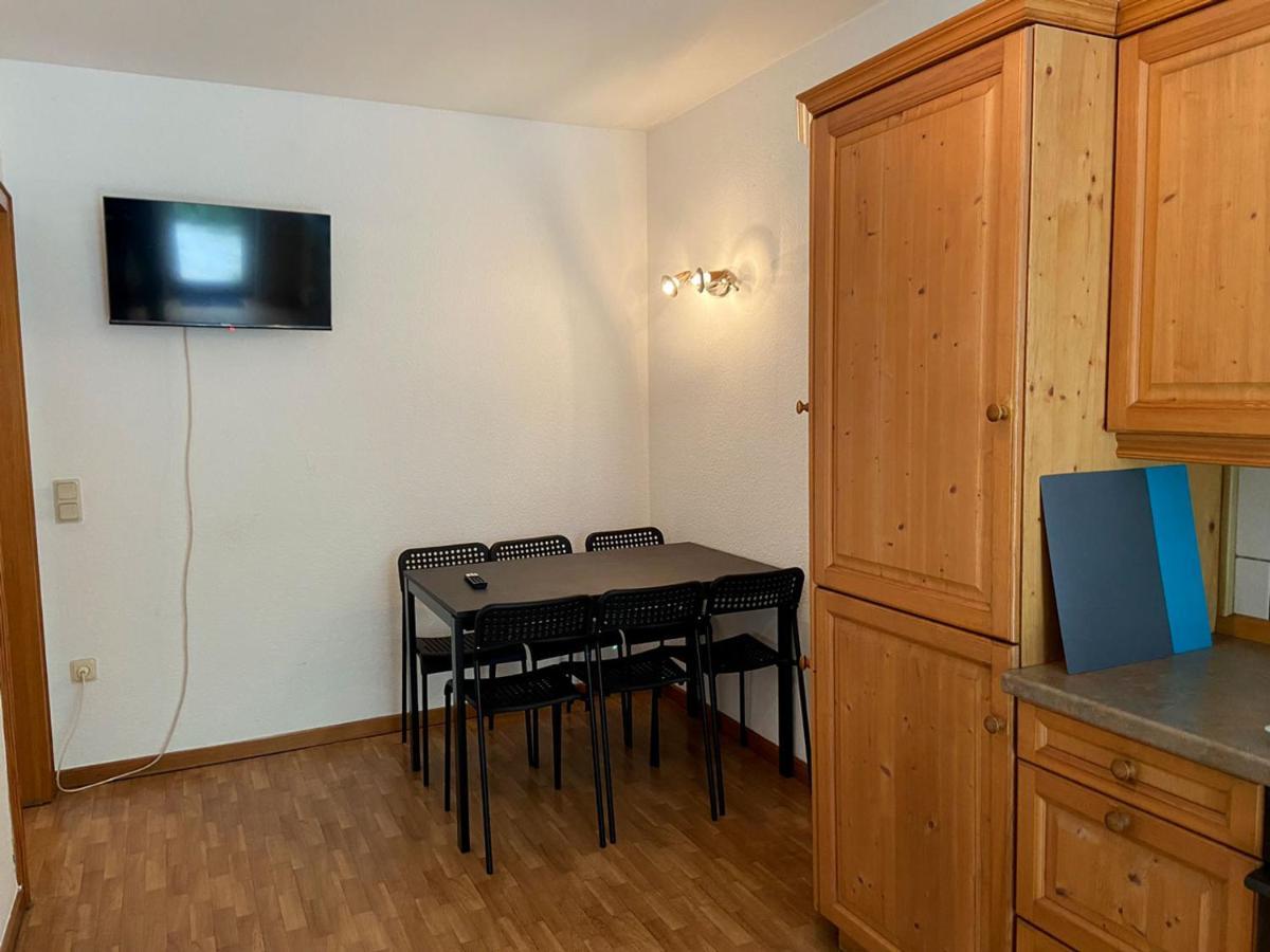 Cozy Apartment In Oberhausen Oberhausen  Esterno foto
