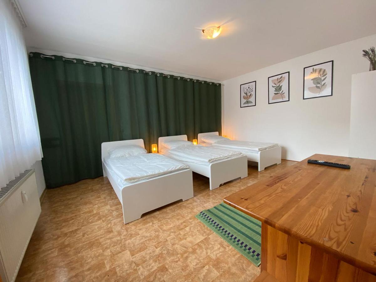 Cozy Apartment In Oberhausen Oberhausen  Esterno foto