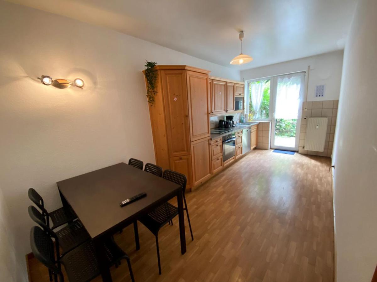Cozy Apartment In Oberhausen Oberhausen  Esterno foto