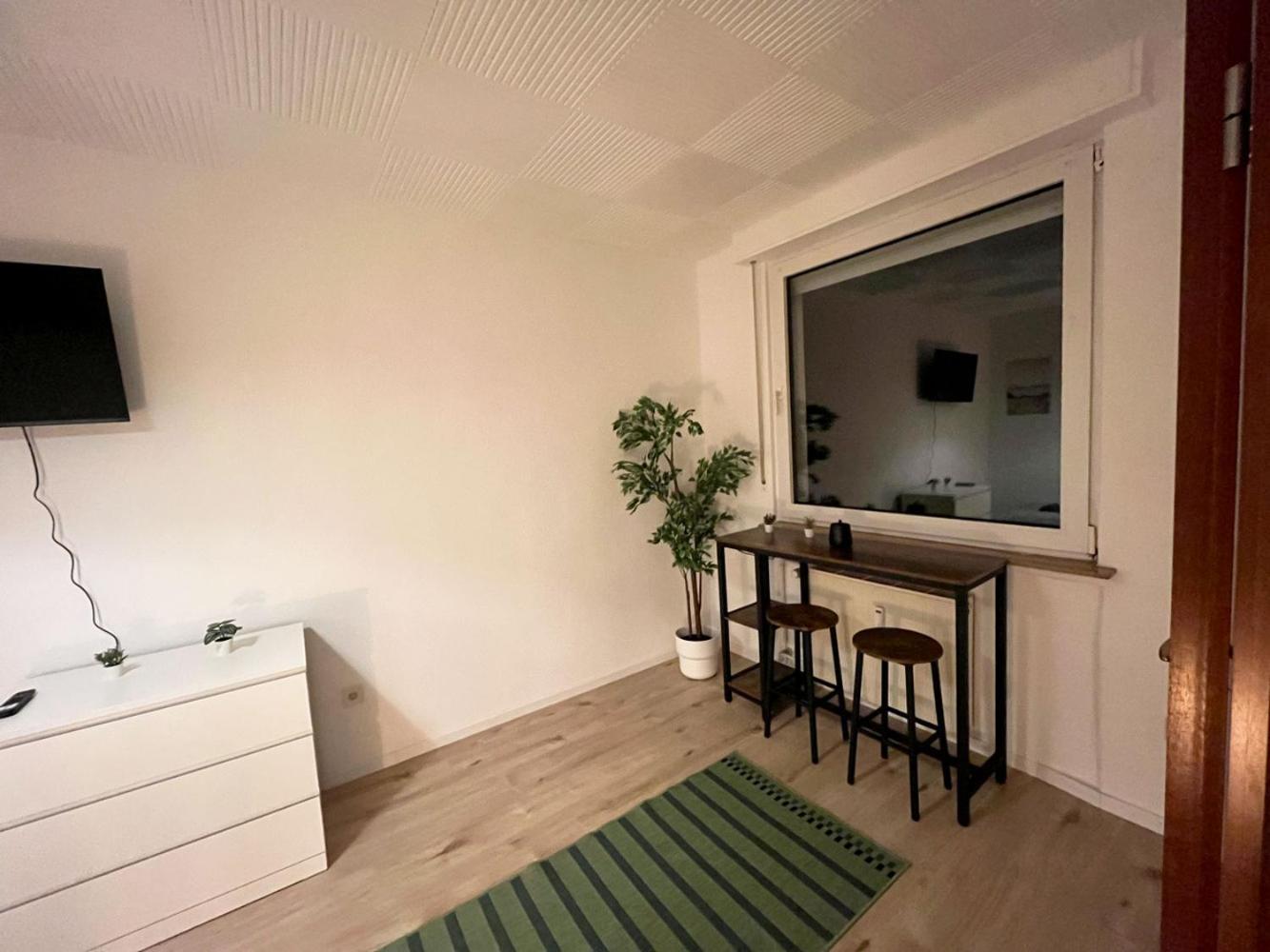 Cozy Apartment In Oberhausen Oberhausen  Esterno foto